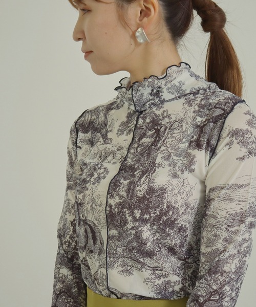 AULI（アウリィ）の「【低身長向けサイズ】デジタルシアーロングTシャツ（Tシャツ/カットソー・レディース・ブラウン/ブルー/ライトベージュ・XS）」の2枚目の写真