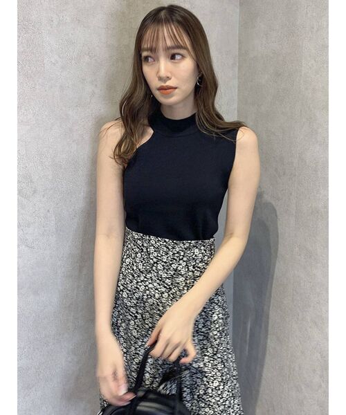 dazzlin（ダズリン）の「サイドオープンニットトップス（ニット/セーター・レディース・ブラック/グリーン/パープル・FREE）」の8枚目の写真