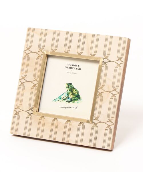 MONIQUE CHARTLAND by GOODY GRAMS（モニークチャートランドバイグッディグラムス）の「PHOTO FRAME ROHIT（フォトフレーム・レディース・ベージュ・FREE）」の3枚目の写真