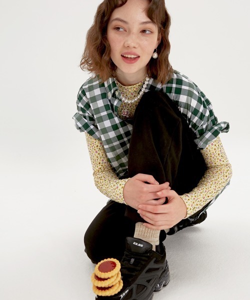 23.65(イーシプサムチョンユクオ)の「【23.65/イーシプサムチョンユクオ】HIKA AIR SNEAKER/エアークッションスニーカー(スニーカー・レディース・ブラック/ホワイト・26.0cm/24.0cm/23.0cm/27.0cm/25.0cm)」の3枚目の写真