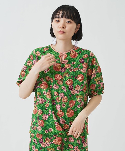 I am I in fact...(アイアムアイインファクト)の「虎華TORA HANA china ブラウス(シャツ/ブラウス・レディース・レッド/グリーン・FREE)」の4枚目の写真