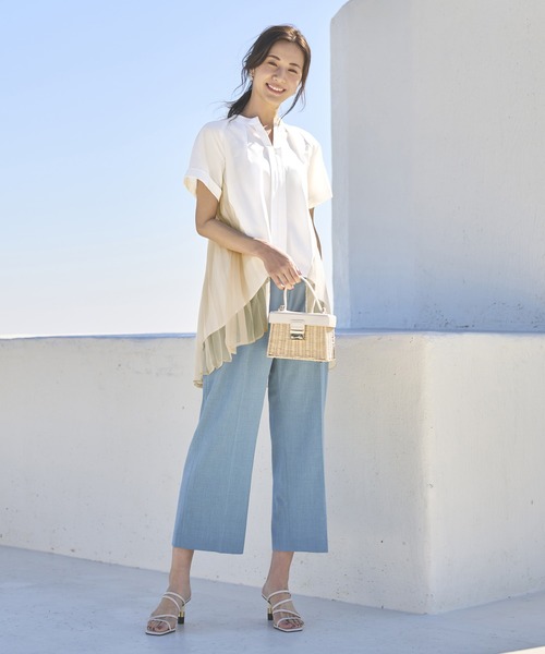 RUIRUE BOUTIQUE(ルイルエブティック)の「シアーバックプリーツキーネックシャツ | 半袖 Vネック ラグランスリーブ トップス 体型カバー タックススリーブ プリーツ シアー オフィスカジュアル 通勤服 華やか シャツ(シャツ/ブラウス・レディース・ブラック/オフホワイト/ピンク・LL/S/M/L)」の17枚目の写真