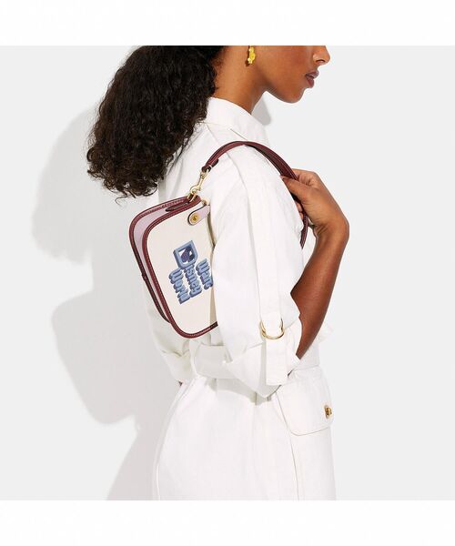 Disney（ディズニー）の「【DISNEY x COACH】スウィンガー 20 ウィズ 