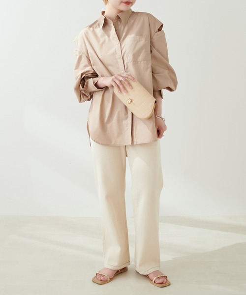 natural couture(ナチュラルクチュール)の「今年らしさの詰まった 肩あきボリュームスリーブシャツ(シャツ/ブラウス・レディース・ライトベージュ/ベージュ/ミント/その他1/その他2・FREE)」の6枚目の写真