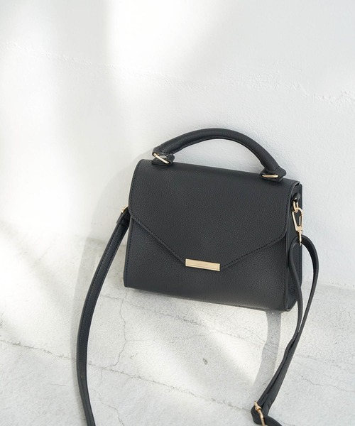 ROPE' PICNIC（ロペピクニック）の「【WEB限定カラー:グリーン】軽量スクエアメタルフラップミニショルダーバッグ（ショルダーバッグ・レディース・ブラック/ベージュ/グリーン/パープル・FREE）」の2枚目の写真