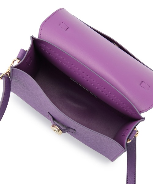 ROPE' PICNIC（ロペピクニック）の「【WEB限定カラー:グリーン】軽量スクエアメタルフラップミニショルダーバッグ（ショルダーバッグ・レディース・ブラック/ベージュ/グリーン/パープル・FREE）」の12枚目の写真