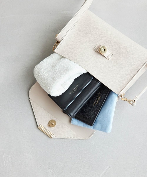 ROPE' PICNIC（ロペピクニック）の「【WEB限定カラー:グリーン】軽量スクエアメタルフラップミニショルダーバッグ（ショルダーバッグ・レディース・ブラック/ベージュ/グリーン/パープル・FREE）」の19枚目の写真