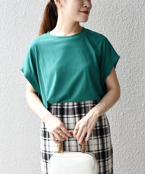 SHIPS(シップス)の「汗染み防止フレンチスリーブプルオーバー◆(Tシャツ/カットソー・レディース・ホワイト/ブラック/ダークグレー/グリーン・ONE SIZE)」の4枚目の写真