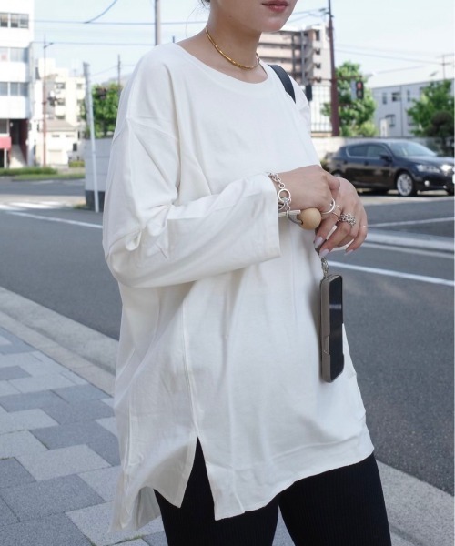 HEILIS(ヘイリス)の「《hideka select》七分袖スリットTシャツ(Tシャツ/カットソー・レディース・チャコールグレー/ブラック/オフホワイト/グレイッシュベージュ/モカ・FREE)」の2枚目の写真