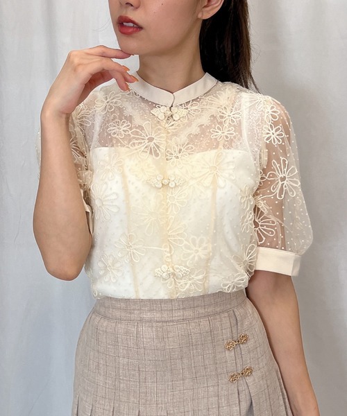 axes femme POETIQUE(アクシーズファムポエティック)の「チャイナボタンシアーシャツ(シャツ/ブラウス・レディース・キナリ/ピンク・MEDIUM)」の2枚目の写真