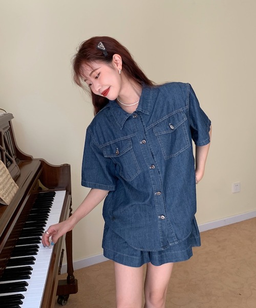 Jewelobe(ジュエローブ)の「デニムシャツ×ショートイージーパンツセットアップ(セットアップ・レディース・ブラック/ネイビー・FREE)」の15枚目の写真