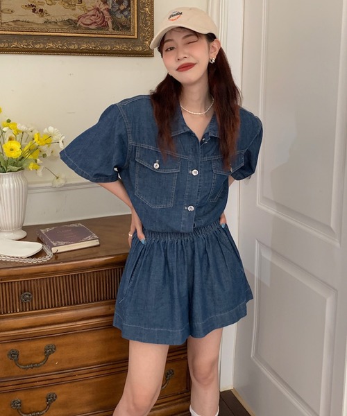 Jewelobe(ジュエローブ)の「デニムシャツ×ショートイージーパンツセットアップ(セットアップ・レディース・ブラック/ネイビー・FREE)」の20枚目の写真