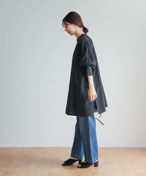 URBAN RESEARCH DOORS(アーバンリサーチドアーズ)の「2WAYギャザーチュニック(チュニック・レディース・ピンク/チャコールグレー・MEDIUM)」の4枚目の写真