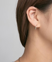 カラーディップピアス