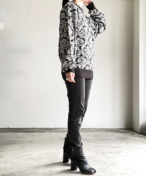 COMMON WARE(コモンウェアー)の「COMMONWARE:DAMASK JACQUARD KNIT C/N L/S/ダマスクジャガードクルーネックニット(ニット/セーター・レディース・グリーン/ブラック/ベージュ・L/XL/M)」の15枚目の写真