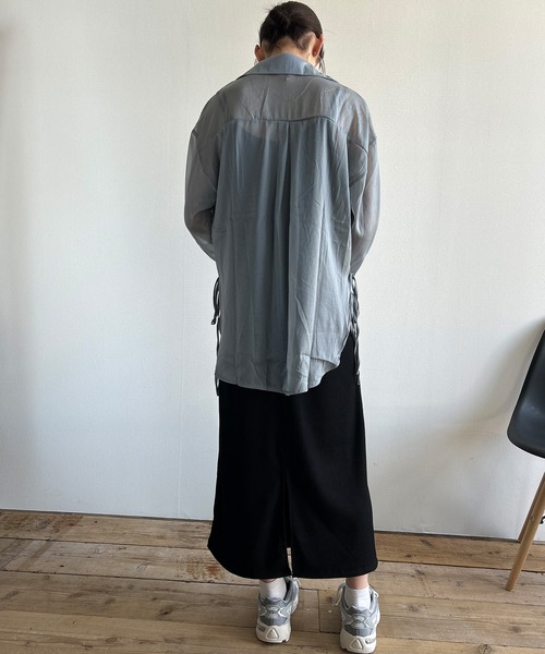 Kotoe(コトエ)の「ビッグシルエット レディース シースルーシャツ スリットリボン(シャツ/ブラウス・レディース・グレー/グリーン/ホワイト/オフホワイト・FREE)」の16枚目の写真