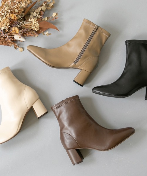 menue（メヌエ）の「アーモンドトゥ ショートブーツ（ブーツ・レディース・ブラック/ダークブラウン/アイボリー/ベージュ系その他・LL/3L/S/M/L/XS）」の15枚目の写真