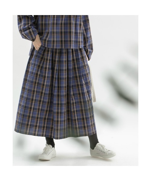 nop de nod（ノップドゥノッド）の「タイプライタータータンチェックスカート（スカート・レディース・ブルー/レッド/グリーン・3）」の6枚目の写真