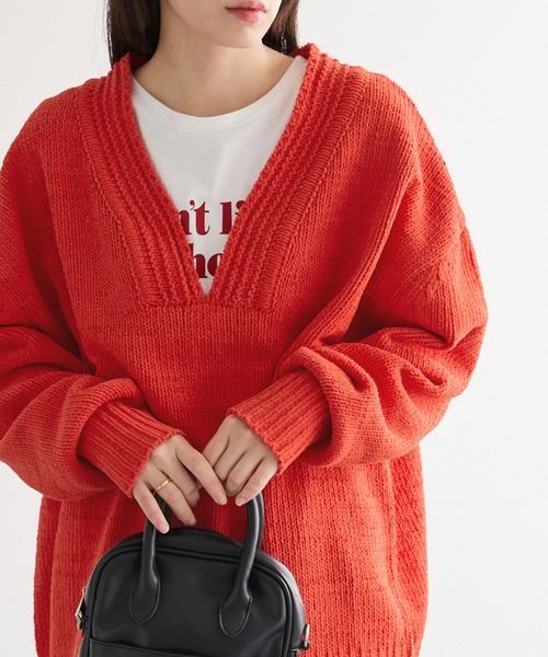 Chaco closet(チャコ クローゼット)の「コードモール深Vネックプルオーバーニット(ニット/セーター・レディース・アイボリー/ライトブルー/チャコール/グリーン/レッド・FREE)」の5枚目の写真