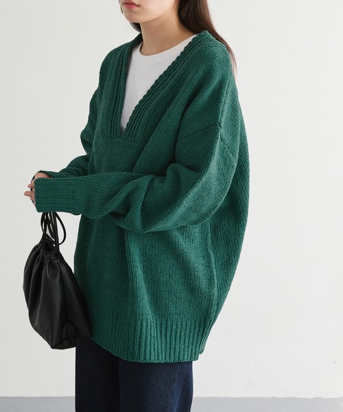 Chaco closet(チャコ クローゼット)の「コードモール深Vネックプルオーバーニット(ニット/セーター・レディース・アイボリー/ライトブルー/チャコール/グリーン/レッド・FREE)」の3枚目の写真