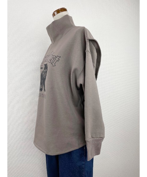WORLD WIDE LOVE!（ワールドワイドラブ）の「キャットハイネックプル（Tシャツ/カットソー・レディース・ブラック/グレイッシュベージュ・1）」の8枚目の写真