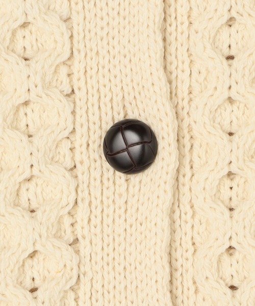 INVERALLAN(インバーアラン)の「INVERALLAN | アランランバーカーディガン WOMEN(カーディガン/ボレロ・レディース・ネイビー/ホワイト・SMALL)」の4枚目の写真