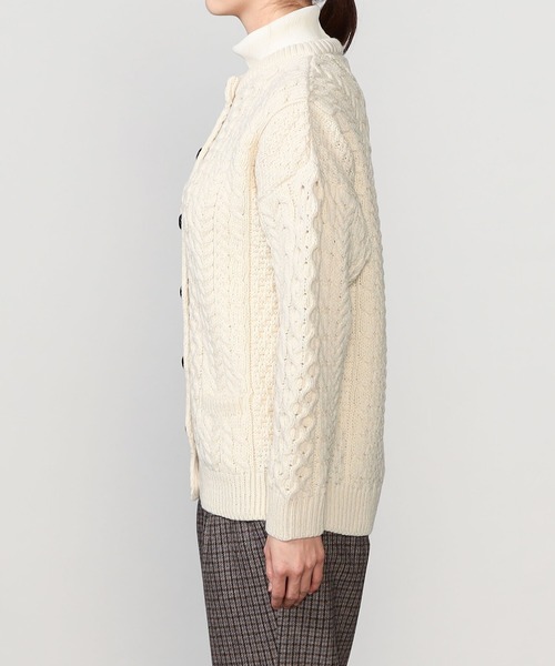 INVERALLAN(インバーアラン)の「INVERALLAN | アランランバーカーディガン WOMEN(カーディガン/ボレロ・レディース・ネイビー/ホワイト・SMALL)」の11枚目の写真