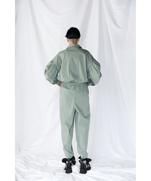 ENFOLD（エンフォルド）の「SOMELOSロンスト VICTORIAN ALLINONE（つなぎ/オールインワン・レディース・ライトカーキ・38）」の5枚目の写真