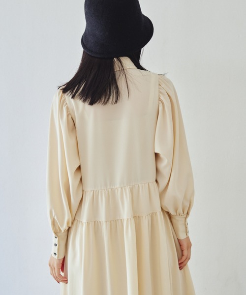 idem（イデム）の「volume tiered onepiece/ボリュームティアードシャツワンピース（シャツワンピース・レディース・アイボリー/ブラック・FREE）」の15枚目の写真