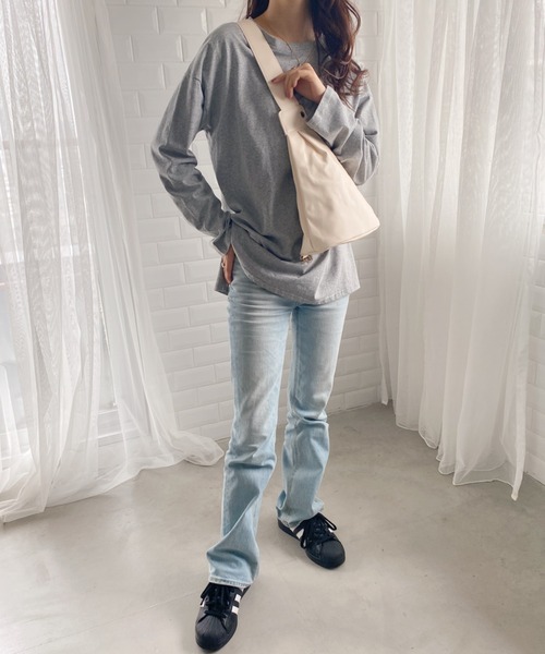 wears(ウェアーズ)の「PUワンショルダーボディバッグ(ボディバッグ/ウエストポーチ・レディース・アイボリー/ブラック・FREE)」の9枚目の写真