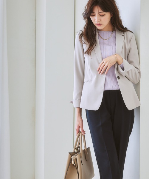 7days Life Styling(セブンデイズライフスタイリング)の「【UVカット】ストレッチダブルクロステーラードジャケット (洗濯機OK)(テーラードジャケット・レディース・ネイビー/ライトグレー/ブラック/モカ・S/LL/M/L)」の6枚目の写真