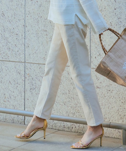 23区 L（ニジュウサンクオオキイサイズ）の「【CLASSY.6月号掲載】23区DENIM ボーイフィット パンツ（デニムパンツ・レディース・ホワイト系/ネイビー系/ライラック系/カーキ系/スカイブルー系/アイボリー・48/50/46/44）」の2枚目の写真