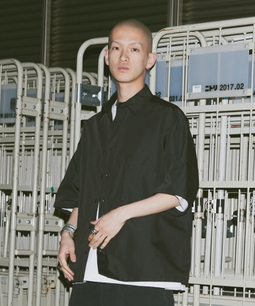 fuv.(ファブ)の「fuv - plain loose shirt 無地ルーズシャツ(シャツ/ブラウス・メンズ・ブラック/ブルー/ホワイト/グリーン・MEDIUM/LARGE)」の15枚目の写真