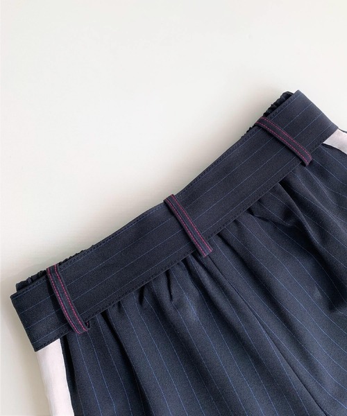 Q(キュー)の「ピンストライプサイドラインワイドパンツ(その他パンツ・レディース・ホワイト系/ブルー系・MEDIUM)」の11枚目の写真