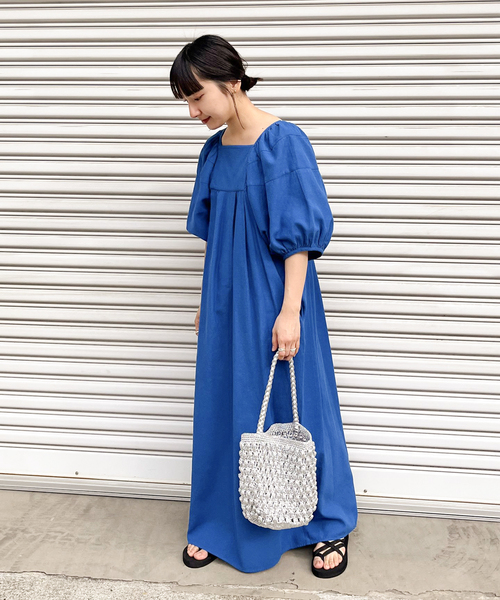 JOINT WORKS(ジョイントワークス)の「Cアムンゼンボリュームスリーブワンピース(ワンピース・レディース・ブルー/ホワイト/ブラック・SMALL/MEDIUM)」の15枚目の写真