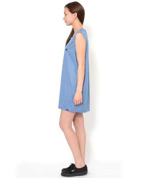 Champion（チャンピオン）の「【ViVi8月号掲載】X-girl×CHAMPION OUTLINE LOGO COOL TANK DRESS（ワンピース・レディース・ホワイト/ブラック/アッシュ/ブルー・1/2）」の5枚目の写真