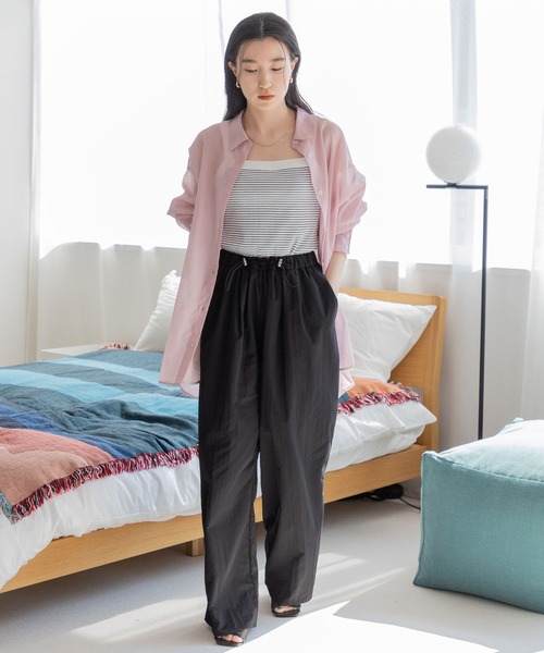 LOWRYS FARM(ローリーズファーム)の「ドロストナイロンワイドパンツ 193236(その他パンツ・レディース・ブラック/パープル/アイボリー・FREE)」の12枚目の写真