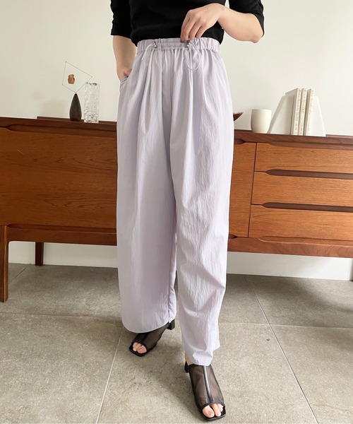 LOWRYS FARM(ローリーズファーム)の「ドロストナイロンワイドパンツ 193236(その他パンツ・レディース・ブラック/パープル/アイボリー・FREE)」の20枚目の写真