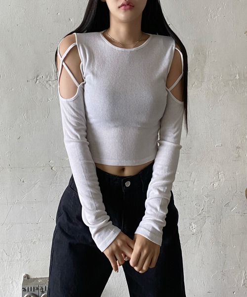 me+em select（ミームセレクト）の「カットアウトクロスストラップ