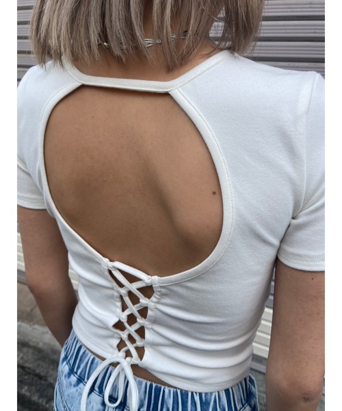 EGOIST（エゴイスト）の「パット付Backデザイントップス（Tシャツ/カットソー・レディース・ブルー/ブラック/ホワイト・FREE）」の21枚目の写真