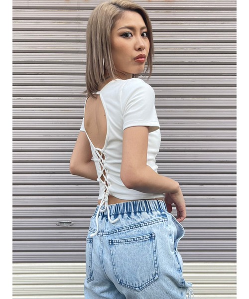 EGOIST（エゴイスト）の「パット付Backデザイントップス（Tシャツ/カットソー・レディース・ブルー/ブラック/ホワイト・FREE）」の5枚目の写真