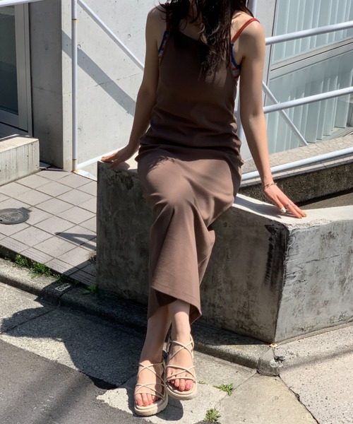 mi via loca(ミヴィアロカ)の「リブIラインキャミワンピース(ワンピース・レディース・カーキ/モカ/ブラック/ブラウン・FREE)」の3枚目の写真