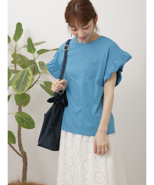 Lugnoncure(ルノンキュール)の「フリル袖トップス(Tシャツ/カットソー・レディース・オフホワイト/ブルー/チャコールグレー・F)」の1枚目の写真