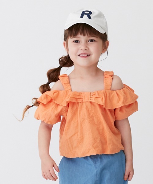petit main（プティマイン）の「【リンク】レースオフショル短丈トップス(キッズ)（シャツ/ブラウス・キッズ・ブラック/オレンジ/アイボリー・80ｃｍ/90cm/100cm/110cm/120cm/130cm）」の3枚目の写真