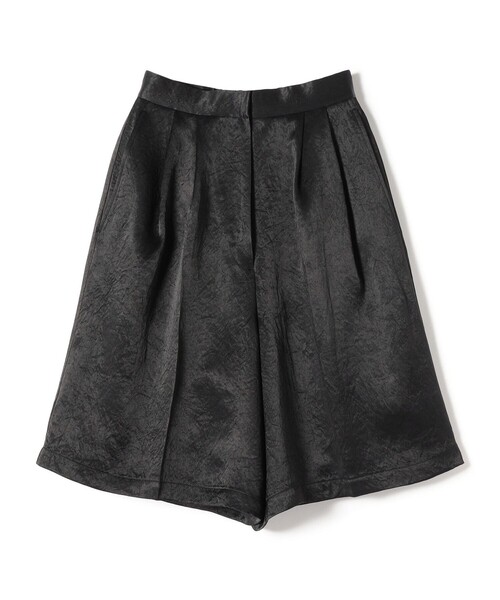 SHIPS（シップス）の「〈手洗い可能〉アセテート サテン タック ショーツ◆（その他パンツ・レディース・ブラック・36/38）」の2枚目の写真