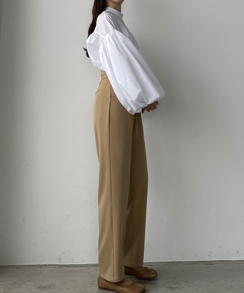 Louere（ルエレ）の「ウエスト調整可能サイドボタンスラックスパンツ