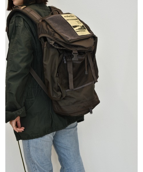 THEATRE PRODUCTS（シアタープロダクツ）の「【Colombiaコラボ】ベイトバレーバックパック（バックパック/リュック・レディース・キャメル/ベージュ/チャコール・FREE）」の11枚目の写真