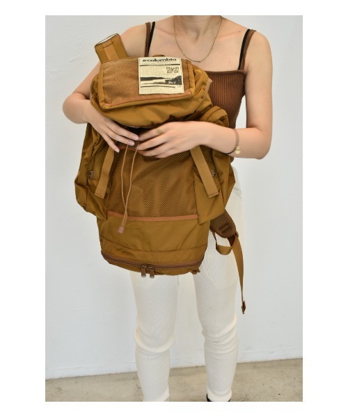 THEATRE PRODUCTS（シアタープロダクツ）の「【Colombiaコラボ】ベイトバレーバックパック（バックパック/リュック・レディース・キャメル/ベージュ/チャコール・FREE）」の17枚目の写真