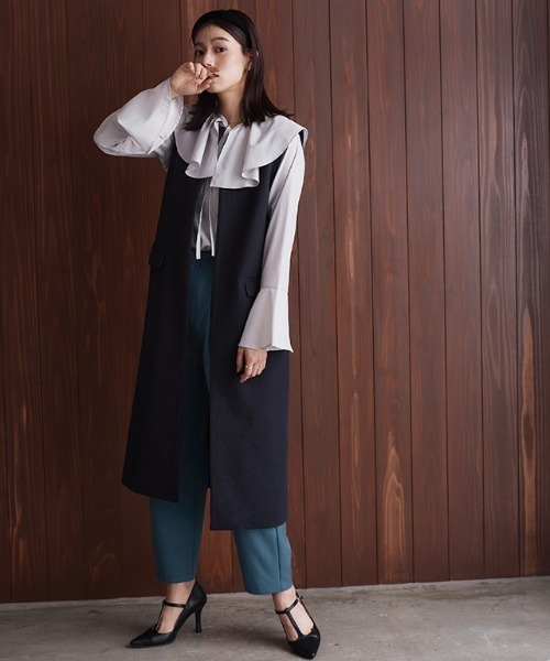 Pierrot(ピエロ)の「メルトンロングジレ(ベスト・レディース・ネイビー/ブラック/キャメル・L/M)」の4枚目の写真