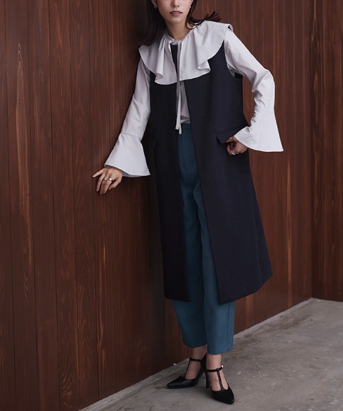 Pierrot(ピエロ)の「メルトンロングジレ(ベスト・レディース・ネイビー/ブラック/キャメル・L/M)」の7枚目の写真